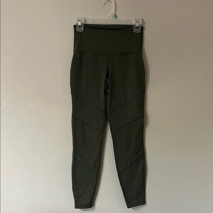 Old Navy Dark Green Ribbed Leggings